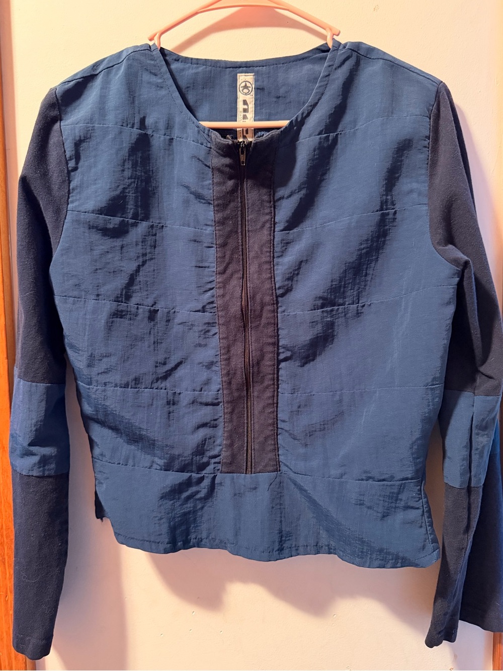 Nice Collective Unique Blue Top Size Large
